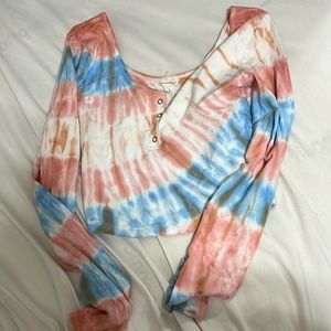 NWT Aeropostale long sleeve cropped top